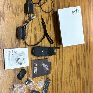 EN-912 Rechargeable Dog Training Collar Black for Small dog-NEW Works Great!